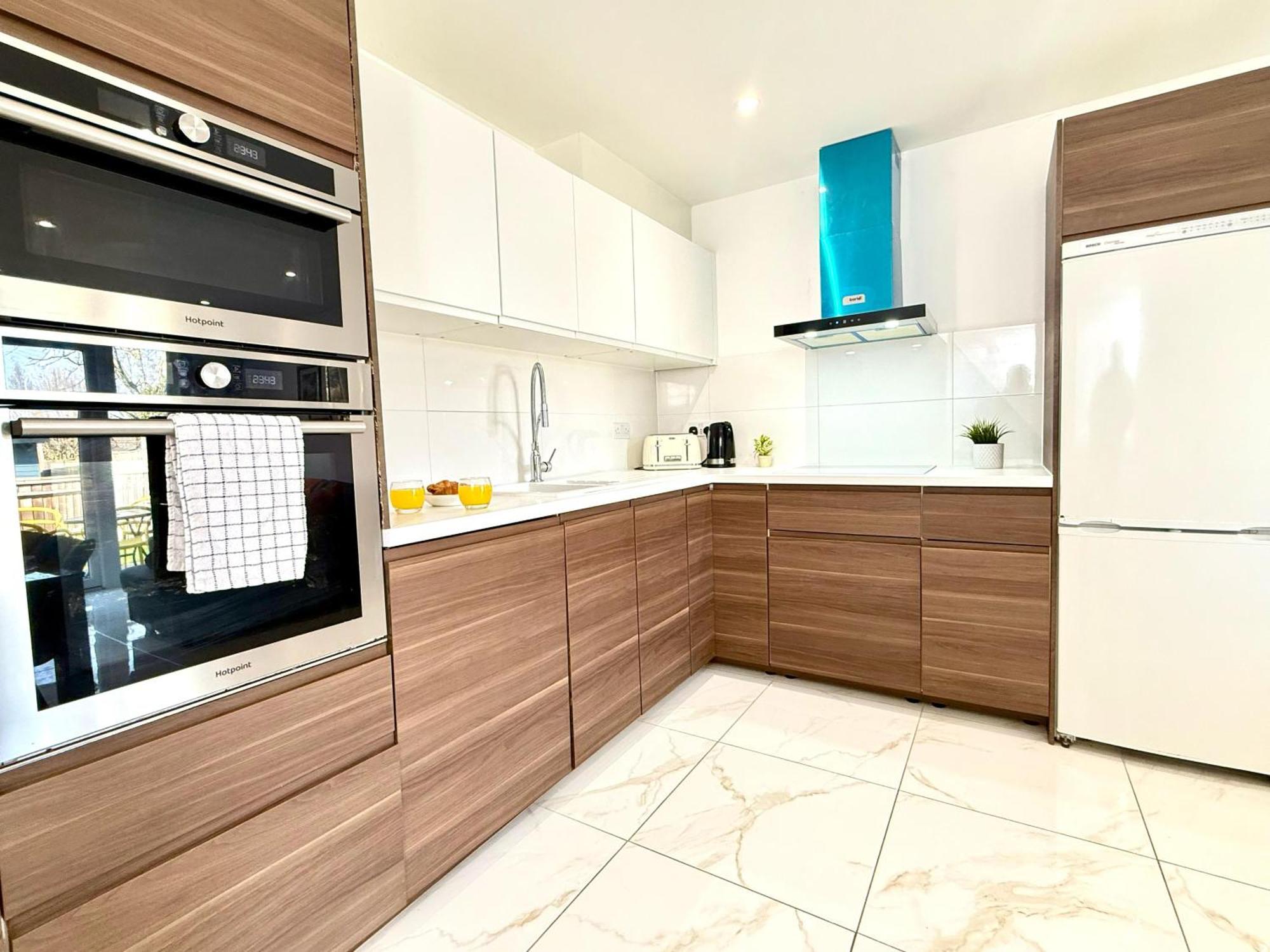 Panorama House, Luxury 2-Bedroom Apartment 2 Kidlington Esterno foto
